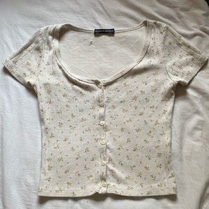 New Brandy Melville Zelly Top!!<3